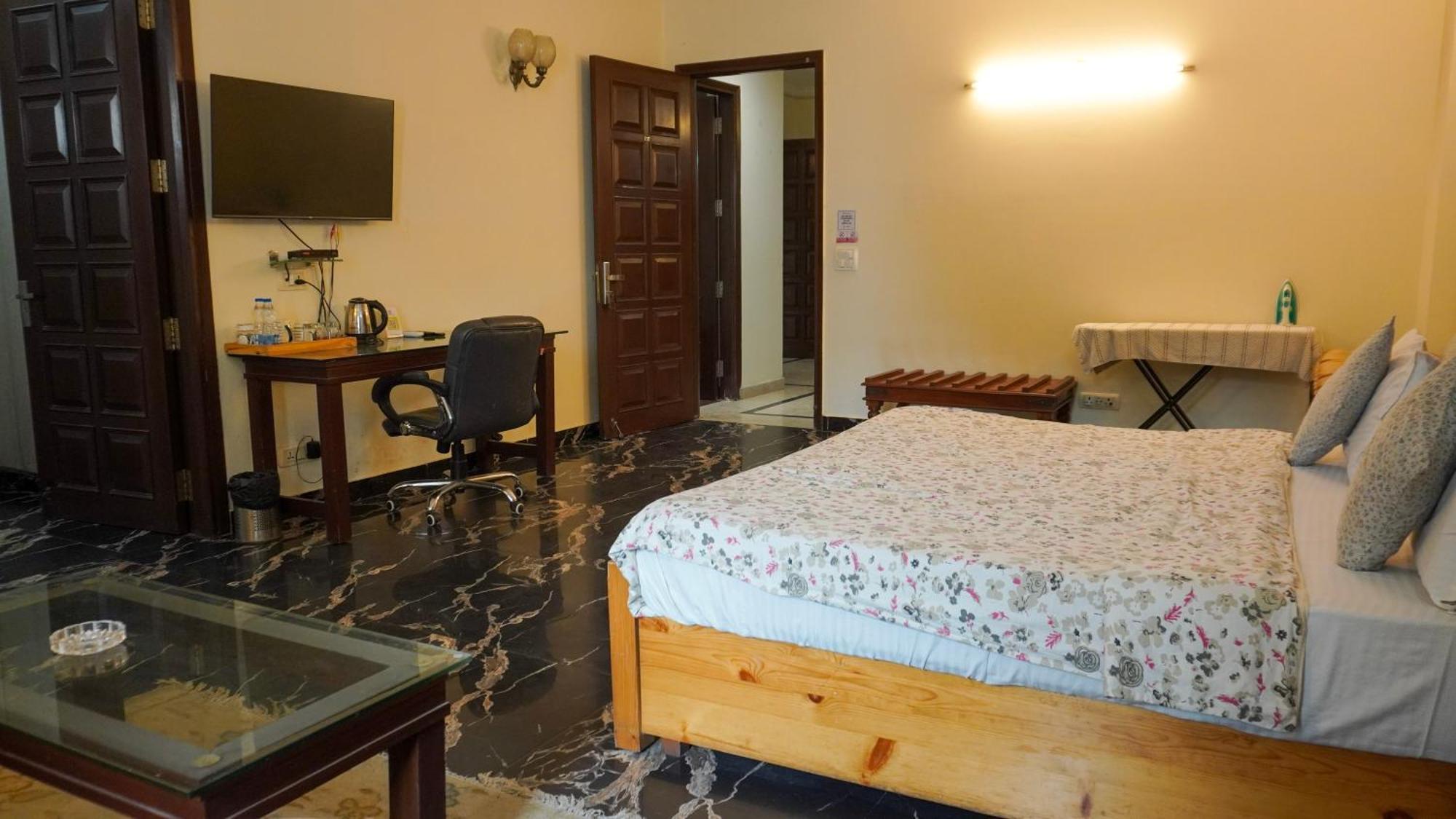 Perch Arbor Suites Gurgaon Extérieur photo